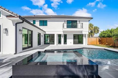 8 Leeward Circle Jupiter FL 33469
