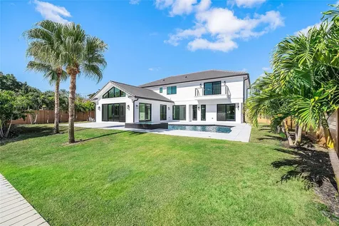 8 Leeward Circle Jupiter FL 33469