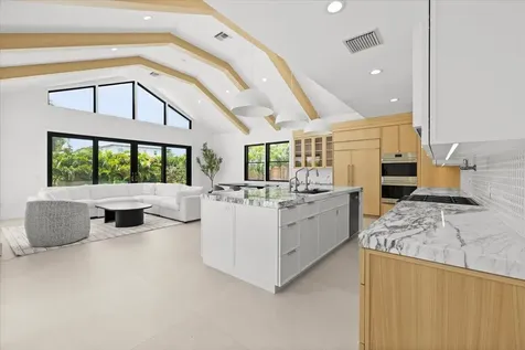 8 Leeward Circle Jupiter FL 33469
