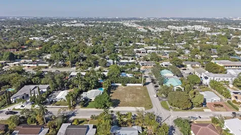 435 NE 25th Street Wilton Manors FL 33305