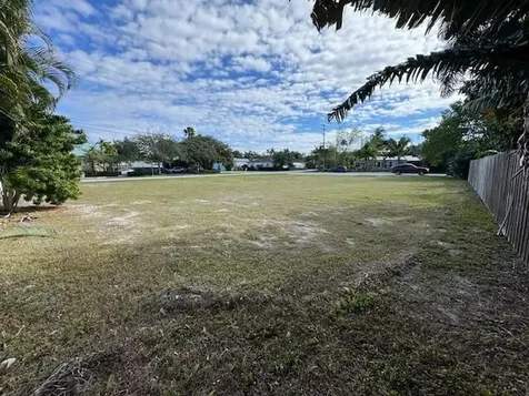 435 NE 25th Street Wilton Manors FL 33305