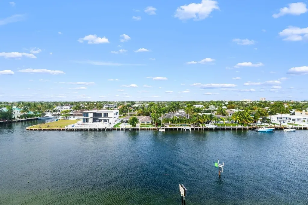 2611 N Riverside Drive Pompano Beach FL 33062