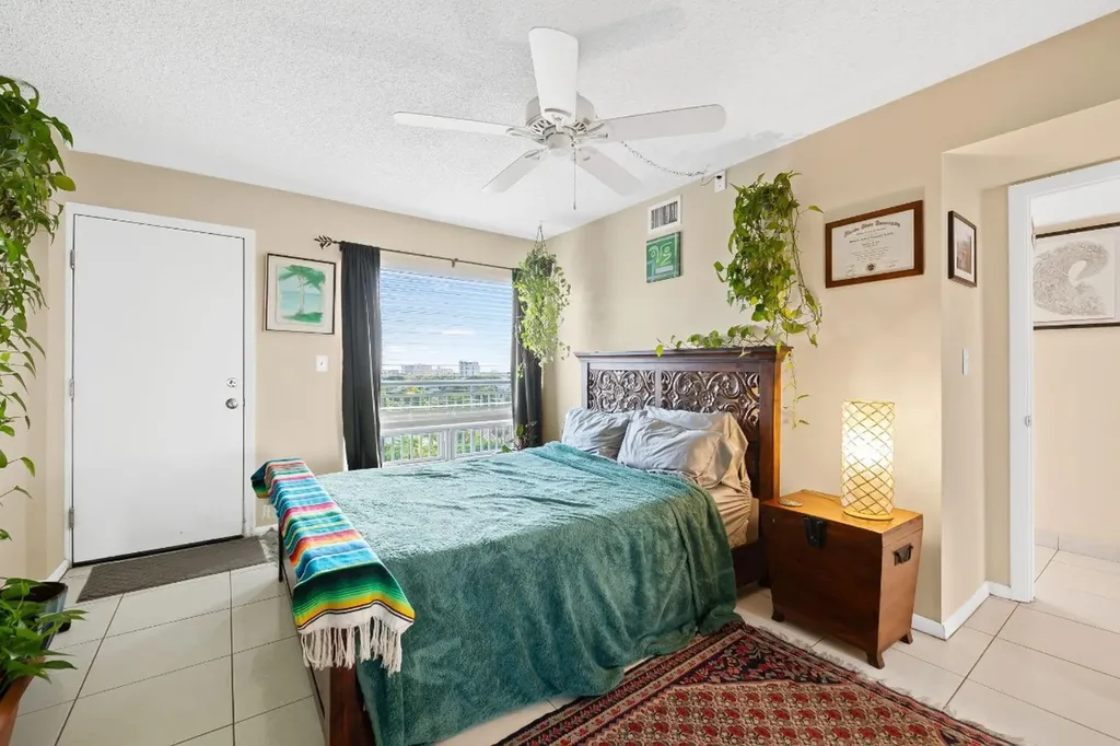 2611 N Riverside Drive Pompano Beach FL 33062