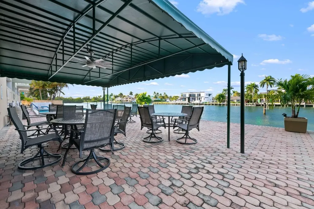 2611 N Riverside Drive Pompano Beach FL 33062