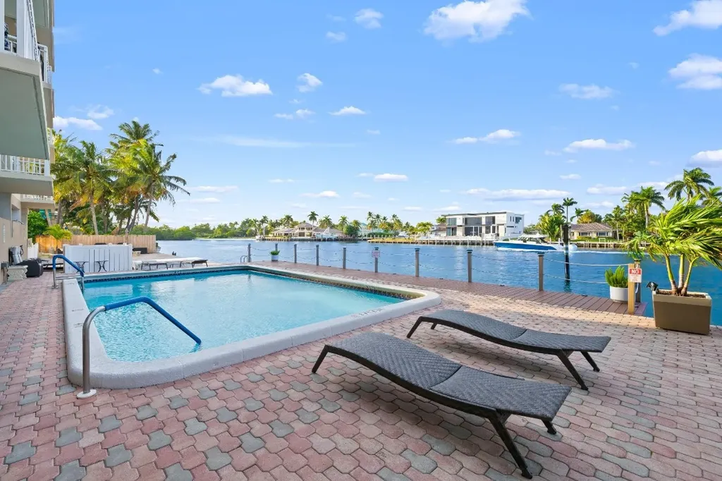 2611 N Riverside Drive Pompano Beach FL 33062