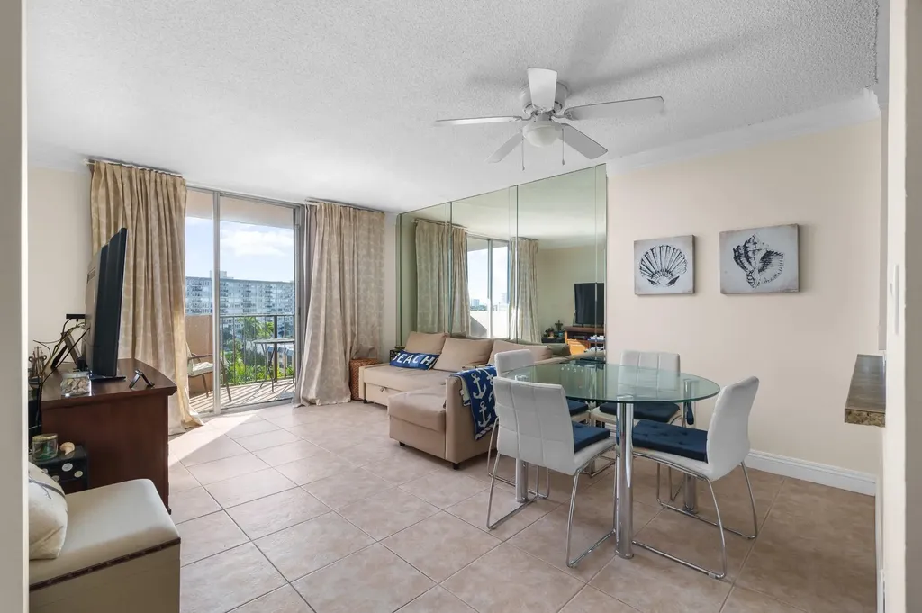 777 S Federal Hy Pompano Beach FL 33062