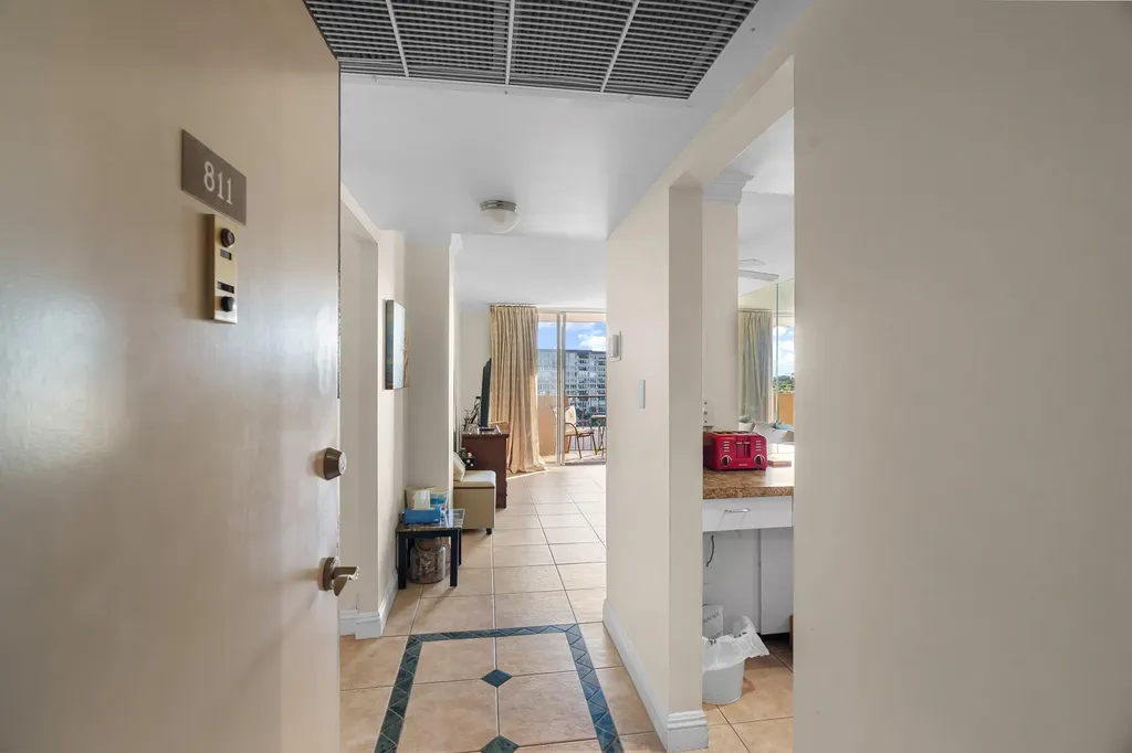 777 S Federal Hy Pompano Beach FL 33062