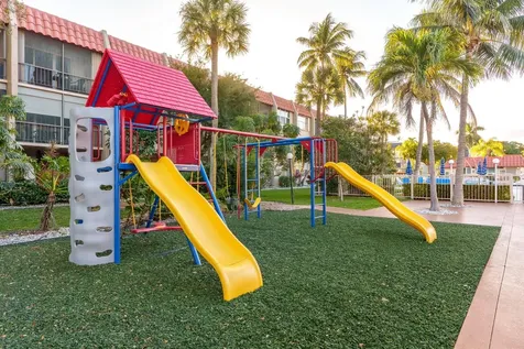 777 S Federal Hy Pompano Beach FL 33062