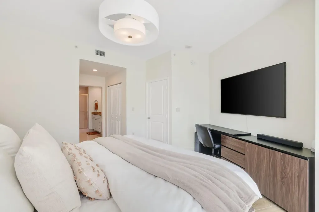 347 N New River Drive Fort Lauderdale FL 33301