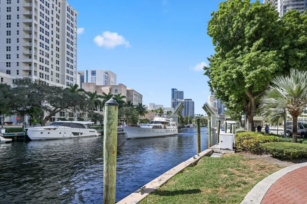 347 N New River Drive Fort Lauderdale FL 33301