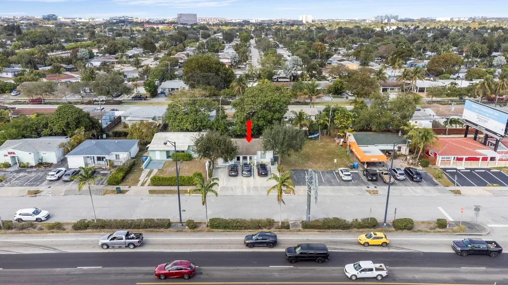 141 E Commercial Boulevard Oakland Park FL 33334