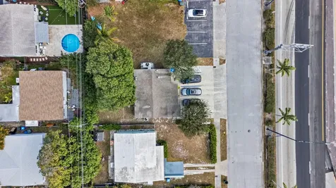 141 E Commercial Boulevard Oakland Park FL 33334