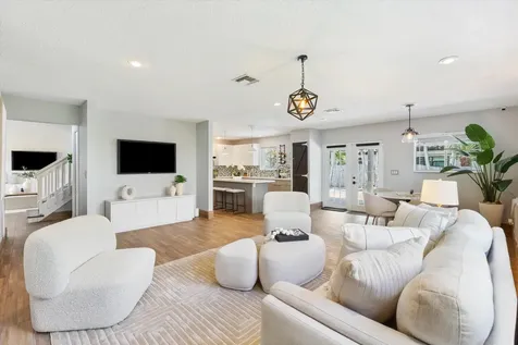 19321 NW 10th Street Pembroke Pines FL 33029