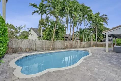 19321 NW 10th Street Pembroke Pines FL 33029