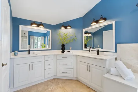 19321 NW 10th Street Pembroke Pines FL 33029