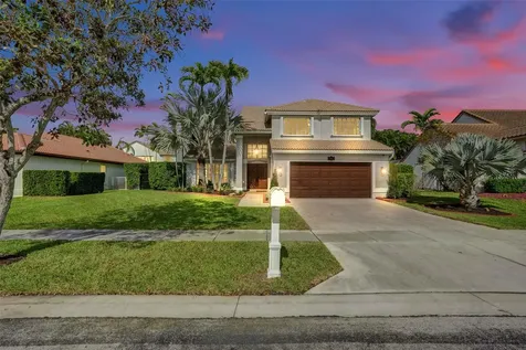 19321 NW 10th Street Pembroke Pines FL 33029