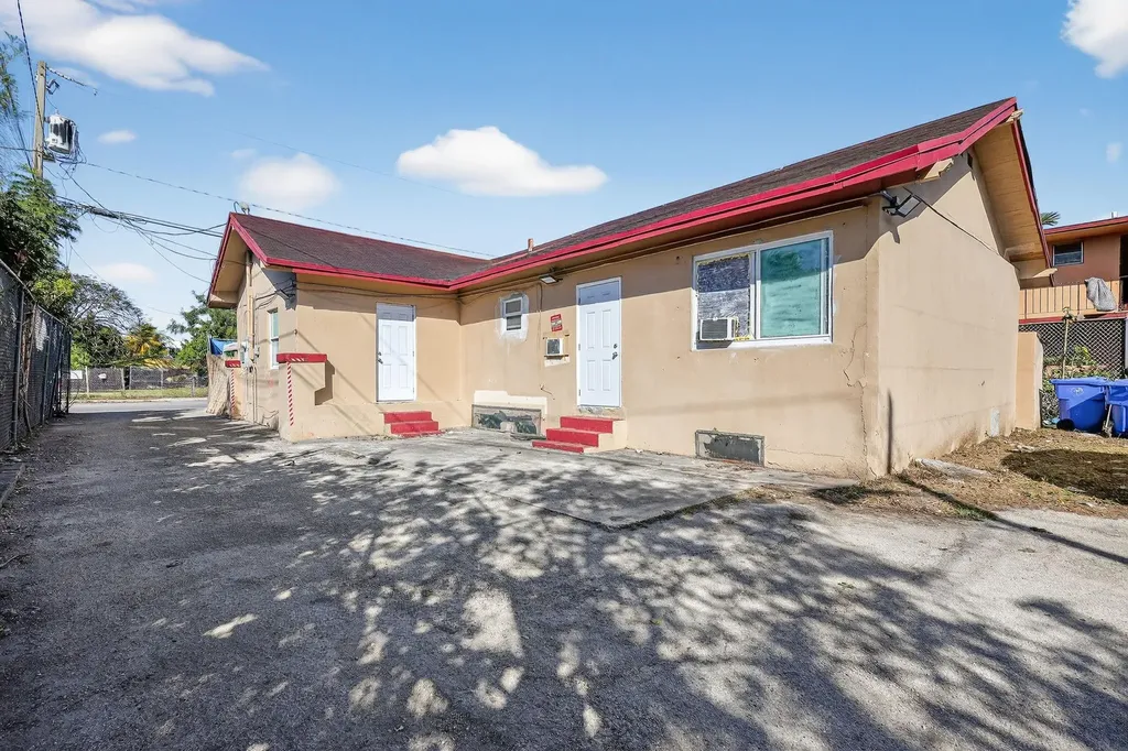 2168 NW 28 Street Miami FL 33142