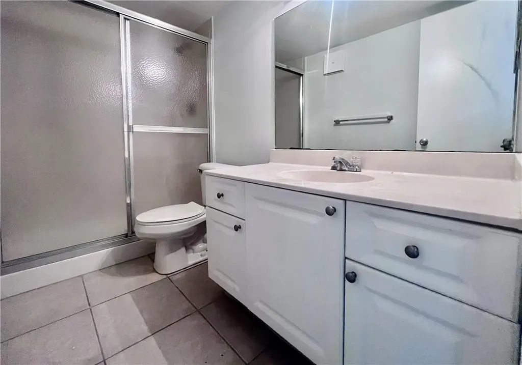 701 N Pine Island Road Plantation FL 33324