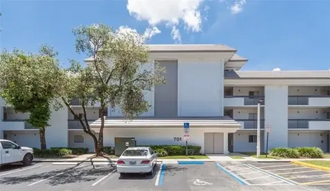 701 N Pine Island Road Plantation FL 33324