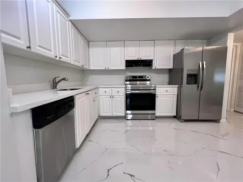 701 N Pine Island Road Plantation FL 33324