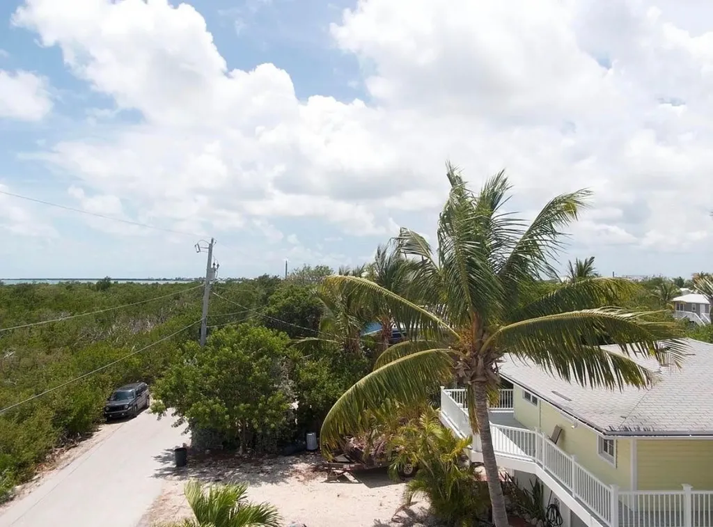 28525 Jolly Roger Drive Little Torch Key FL 33042