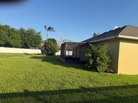 123 Ruby Lake Winter Haven FL 33884