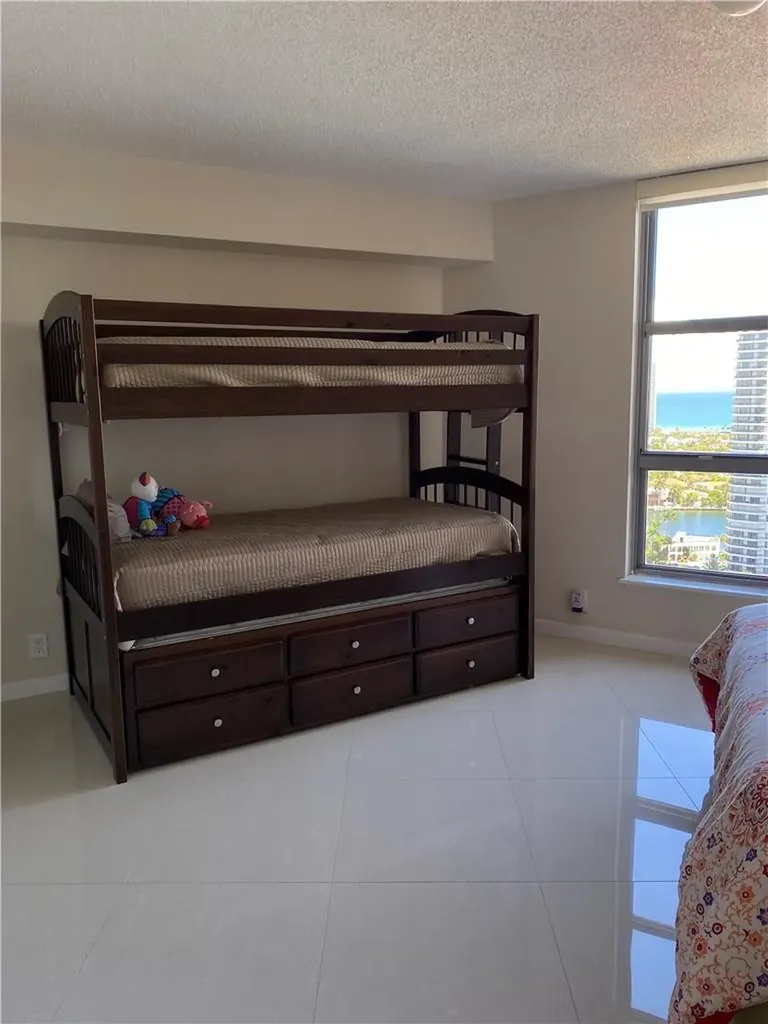 3500 Mystic Pointe Drive Aventura FL 33180