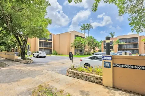 4000 N Hills Drive Hollywood FL 33021