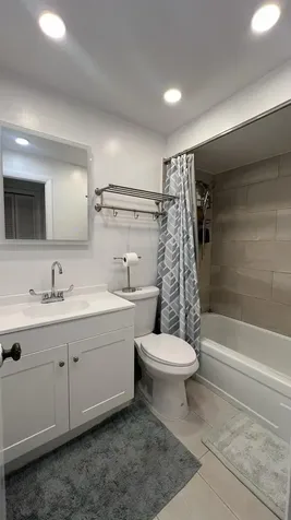 4000 N Hills Drive Hollywood FL 33021