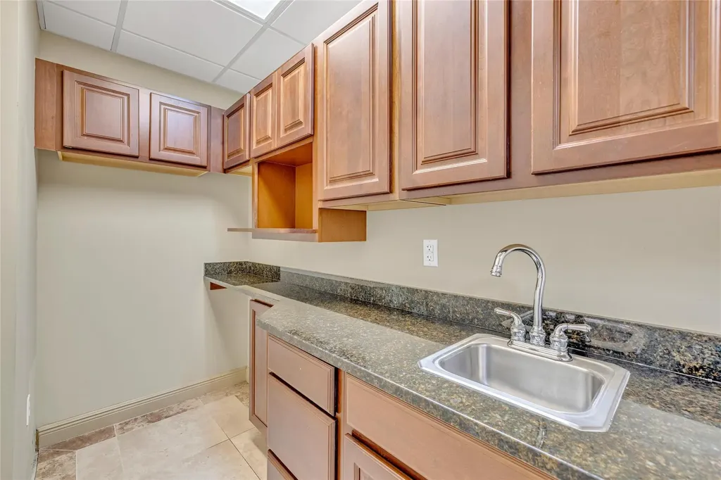 1400 E Oakland Park Boulevard Oakland Park FL 33334