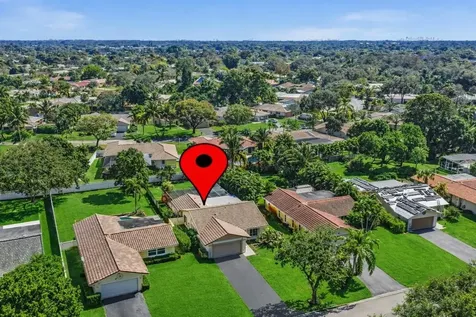 895 NW 87th Avenue Coral Springs FL 33071