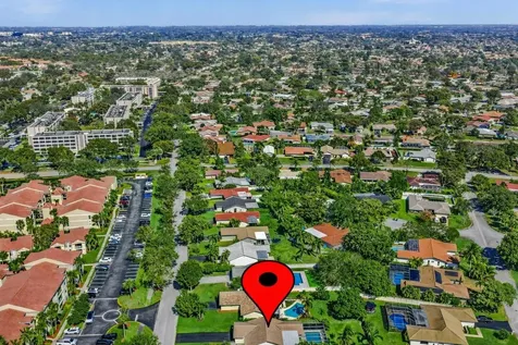 895 NW 87th Avenue Coral Springs FL 33071