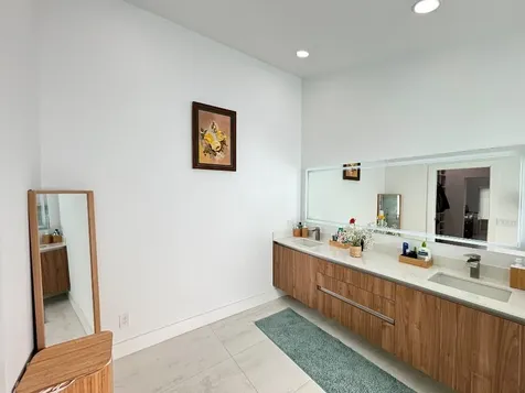 5438 NW 122nd Drive Coral Springs FL 33076