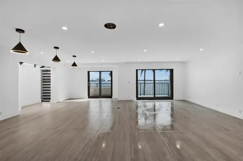 520 E Brickell Key Drive Miami FL 33131