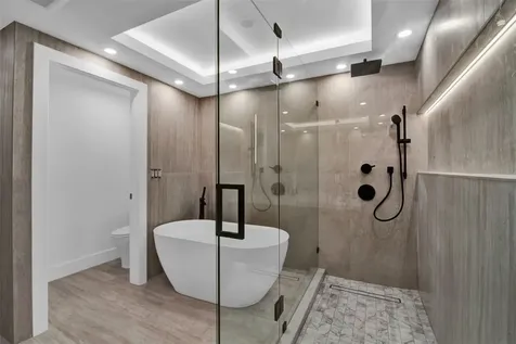 520 E Brickell Key Drive Miami FL 33131