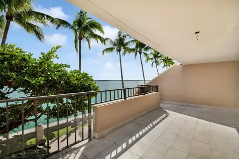 520 E Brickell Key Drive Miami FL 33131