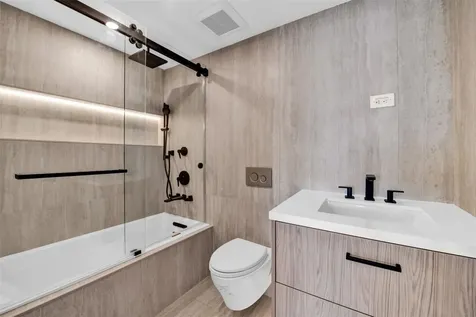 520 E Brickell Key Drive Miami FL 33131