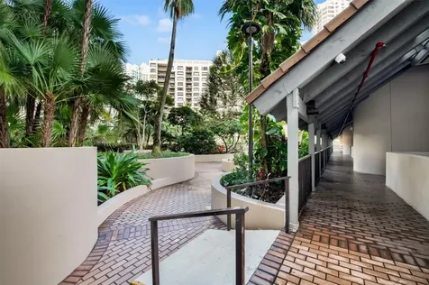 520 E Brickell Key Drive Miami FL 33131