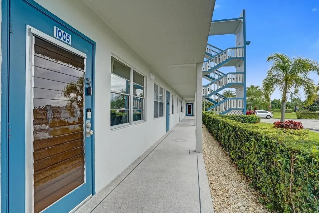 1005 Lincoln A Boca Raton FL 33434