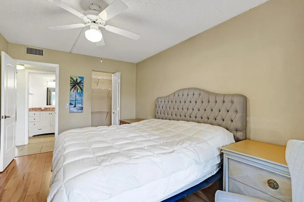 1005 Lincoln A Boca Raton FL 33434