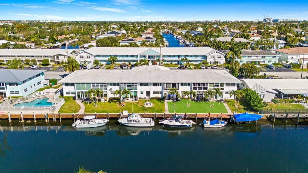 2400 NE 36th Street Lighthouse Point FL 33064