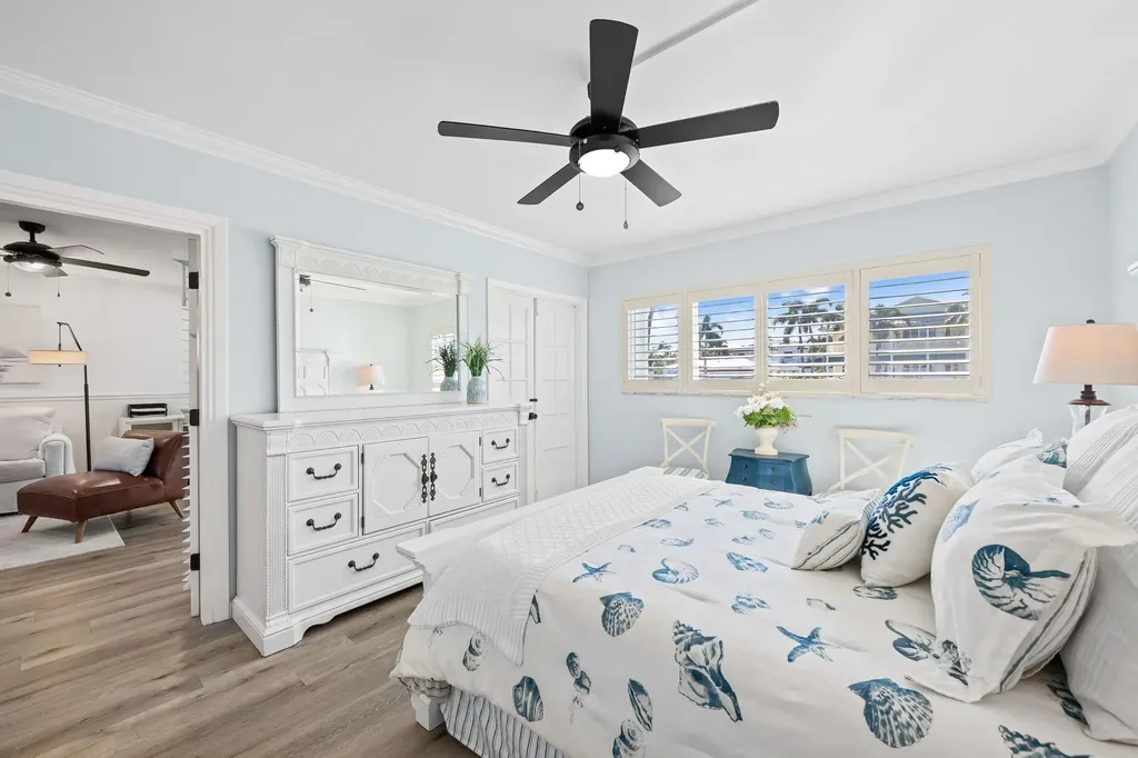 2400 NE 36th Street Lighthouse Point FL 33064