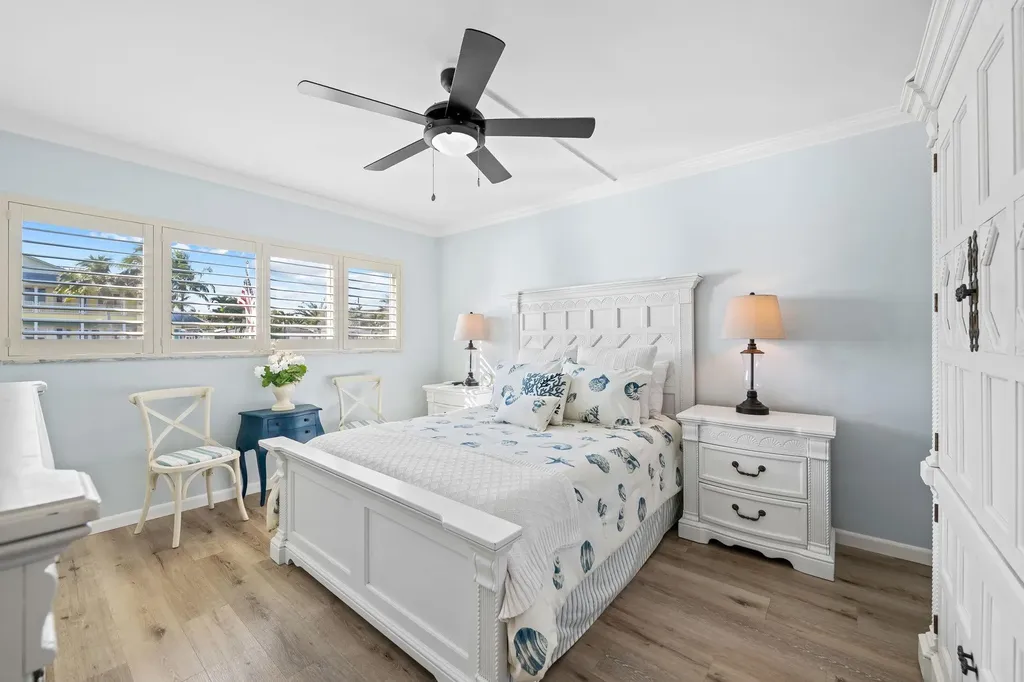 2400 NE 36th Street Lighthouse Point FL 33064