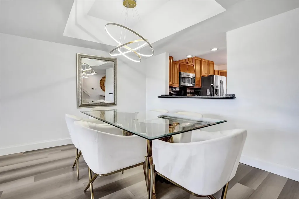 270 Captains Walk Delray Beach FL 33483