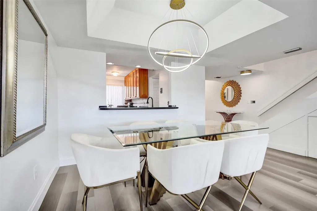 270 Captains Walk Delray Beach FL 33483