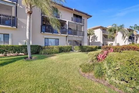 270 Captains Walk Delray Beach FL 33483