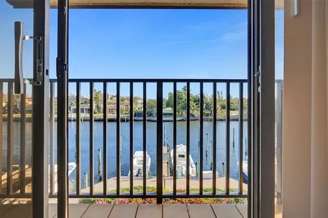 270 Captains Walk Delray Beach FL 33483