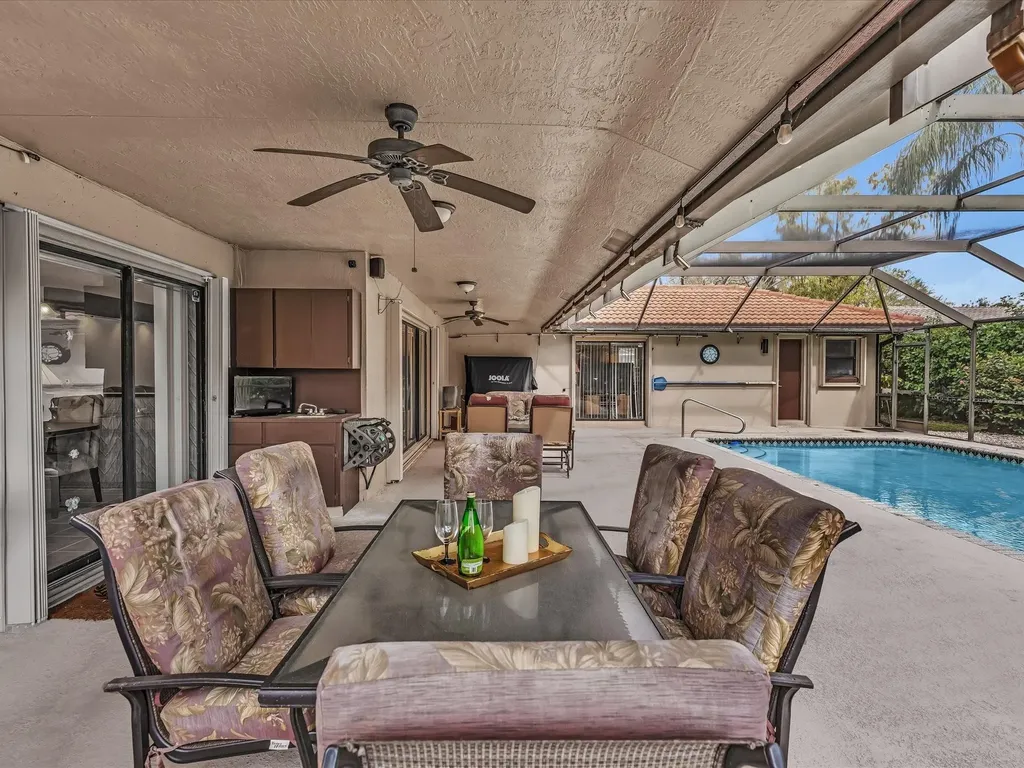 5355 N Springs Way Coral Springs FL 33076