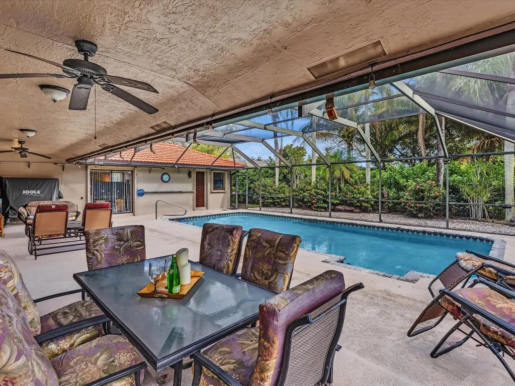 5355 N Springs Way Coral Springs FL 33076