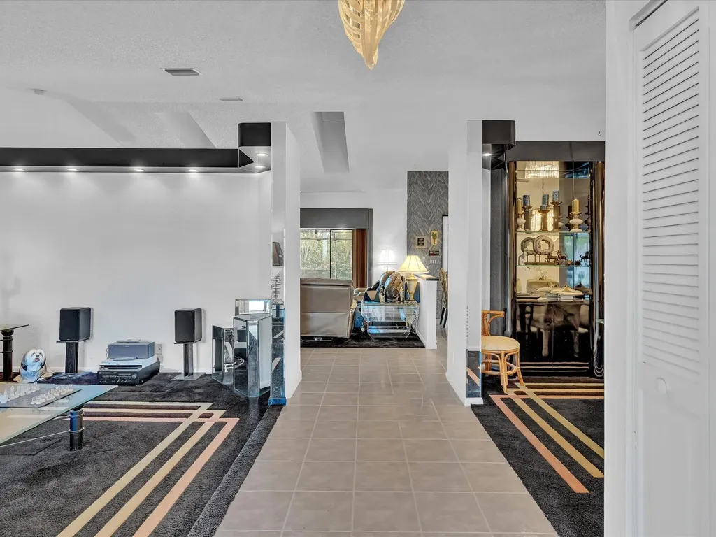 5355 N Springs Way Coral Springs FL 33076